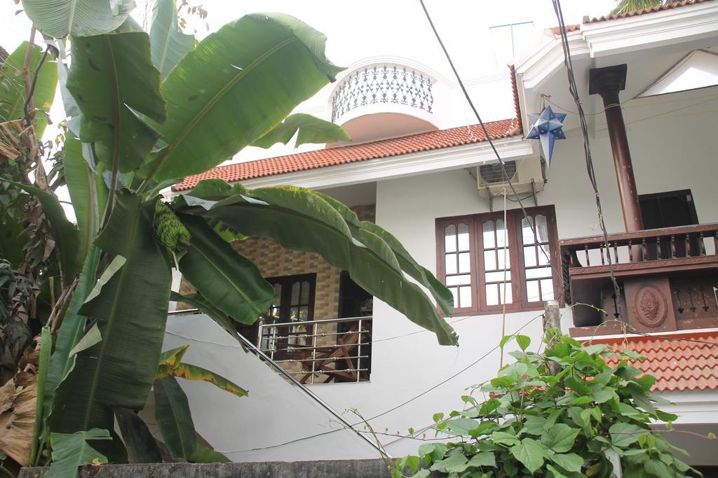 Aaron'S Homestay Kochi Dış mekan fotoğraf