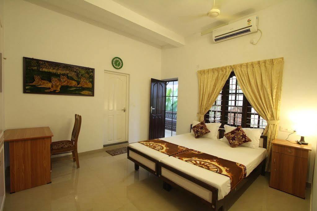 Aaron'S Homestay Kochi Dış mekan fotoğraf