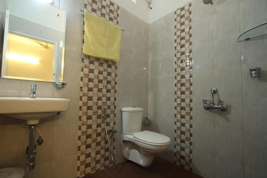 Aaron'S Homestay Kochi Dış mekan fotoğraf