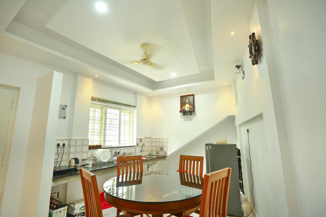 Aaron'S Homestay Kochi Dış mekan fotoğraf